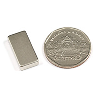 แม่เหล็กแรงสูง Neodymium ขนาด 20mm x 10mm x 4mm - เกรด B