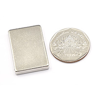 แม่เหล็กแรงสูง Neodymium 30mm x 20mm x 4mm งานคุณภาพสูง มีตำหนิ