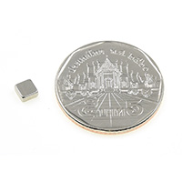 แม่เหล็กแรงสูง Neodymium 4mm x 4mm x 2mm