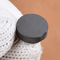 แม่เหล็กเฟอร์ไรท์ Ferrite ขนาด 10mm x 3mm - งานตำหนิ