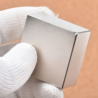 แม่เหล็กแรงสูง Neodymium ขนาด 40mm x 40mm x 20mm - งานคุณภาพสูง มีตำหนิ แม่เหล็กแรงสูง Neodymium ขนาด 40mm x 40mm x 20mm - งานคุณภาพสูง มีตำหนิ