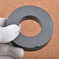 แม่เหล็กเฟอร์ไรท์ โดนัท 80mm x 15mm วงใน 40mm - งานตำหนิ
