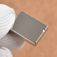 แม่เหล็กแรงสูง Neodymium ขนาด 20mm x 15mm x 5mm : งาน Defect งานตำหนิ คุณภาพสูง ราคาพิเศษ
