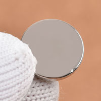 แม่เหล็กแรงสูง Neodymium ขนาด 15mm x 2mm : งาน Defect งานตำหนิ คุณภาพสูง ราคาพิเศษ